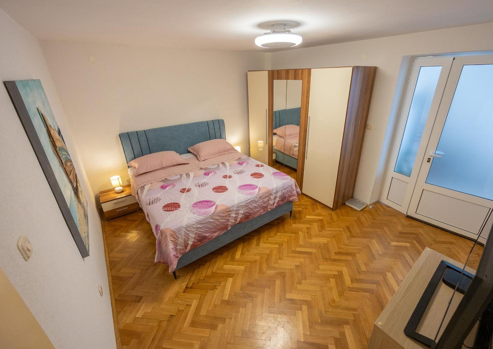 Apartments Tanja Baška Voda Екстериор снимка