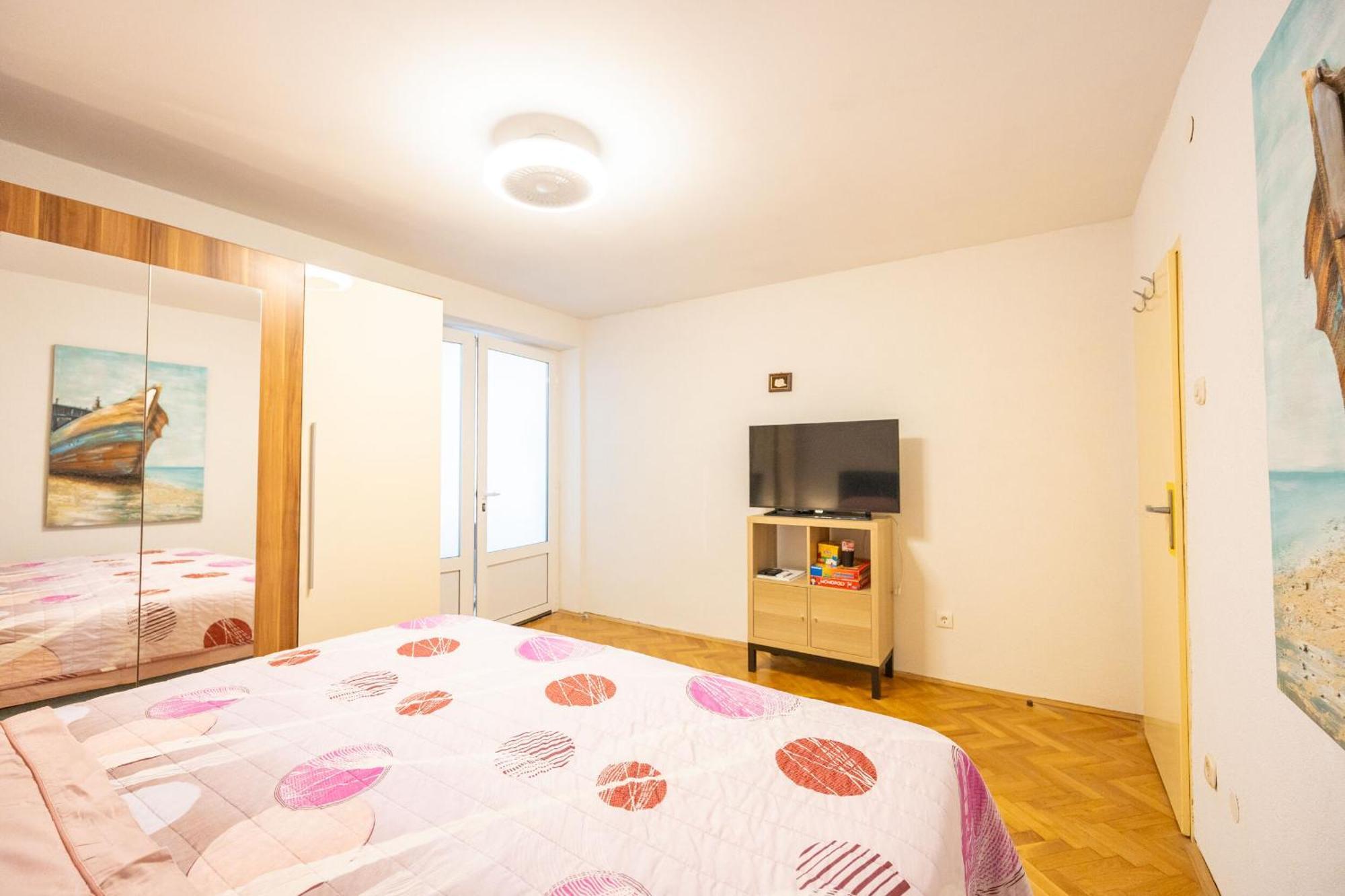 Apartments Tanja Baška Voda Екстериор снимка